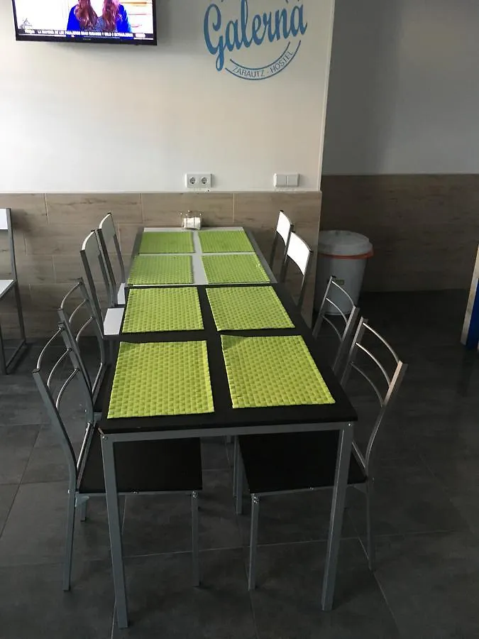 Galerna Zarautz Hostel 0*,